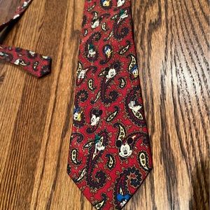 vintage Disney Mickey mouse goofy donald red paisley mens neck tie